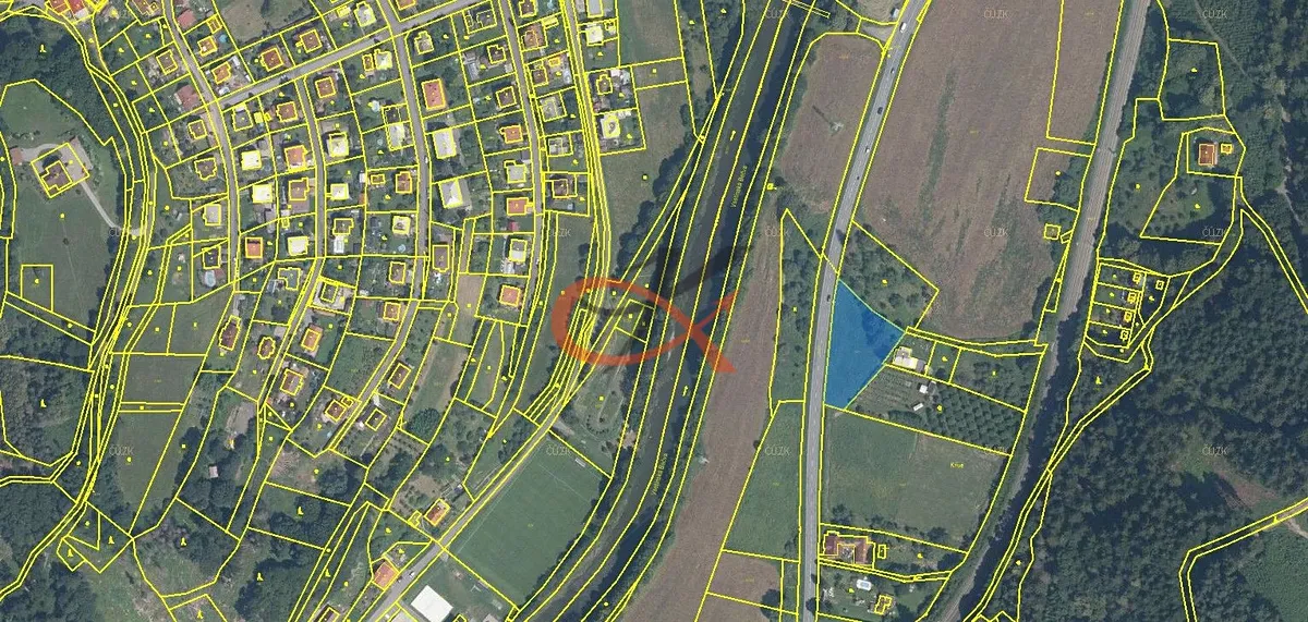 Prodej podílu 1/8 pole 2451 m²